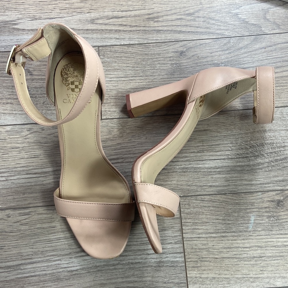 Euc Vince Camuto Acelyn Tan blush Sandal - Picture 2 of 10